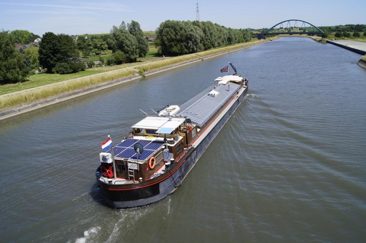 Blackpearl Boat&breakfast Frühstückspension